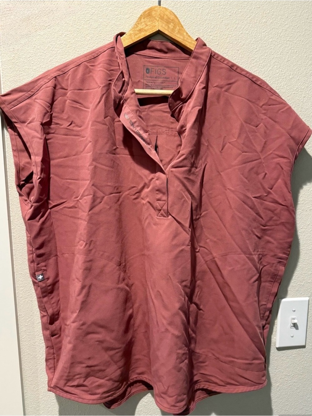 FIGS Women's Mauve Rafaela Oversized Scrub Top Large